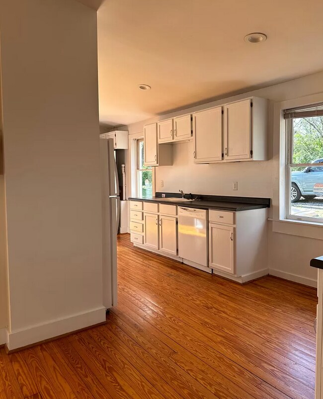 Building Photo - 151 Chattooga Ave