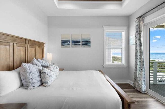 Building Photo - 157 S Arnold Rd