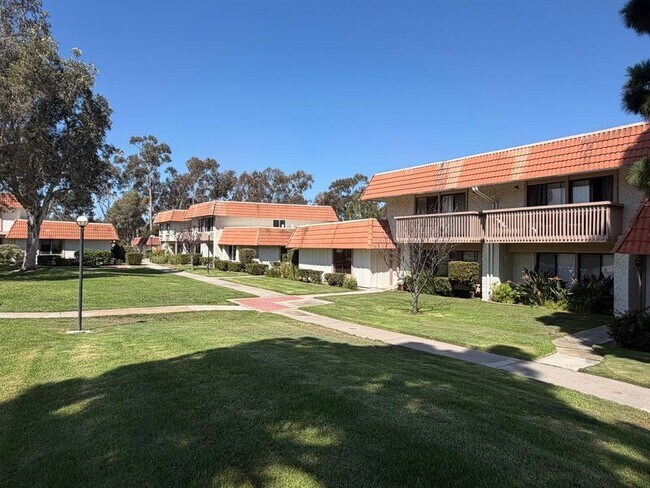 Building Photo - 3033 Via Sabinas