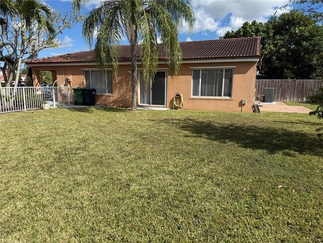 Building Photo - 17449 SW 143rd Pl