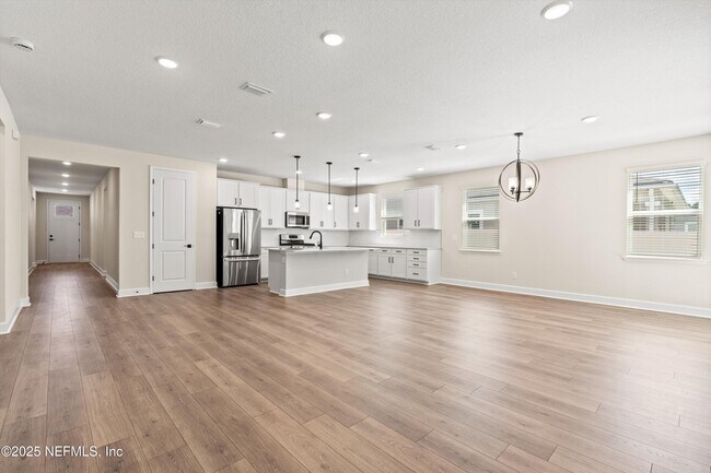 Building Photo - 916 Lightsey Xing Ln