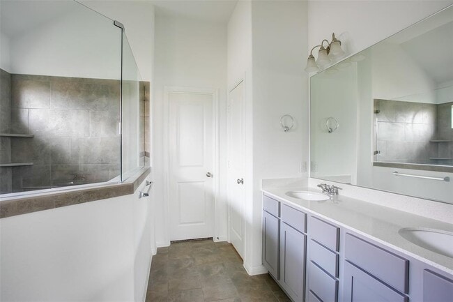 Building Photo - 105 Coronella Dr