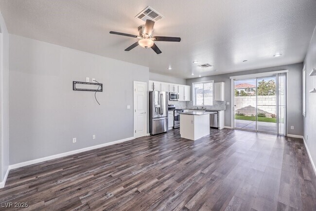 Building Photo - 9758 Vista Crest Ave