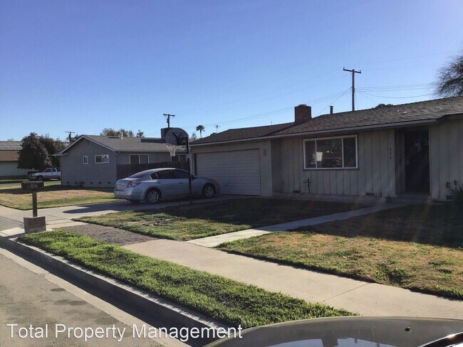 Building Photo - 3 br, 2 bath House - 946 Cardoza Dr