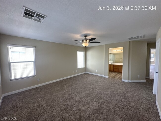 Building Photo - 9754 Splendor Sky Ave