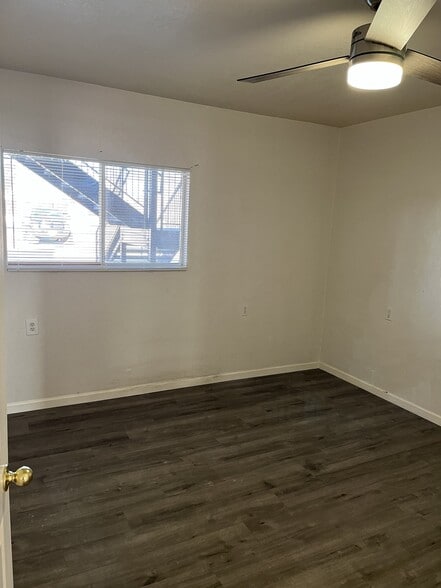 Building Photo - 109 N Kimball Ave