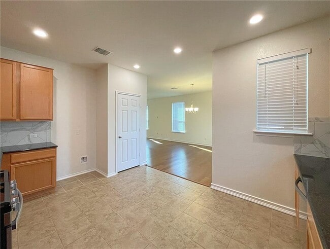 Building Photo - 404 Buttercup Creek Blvd