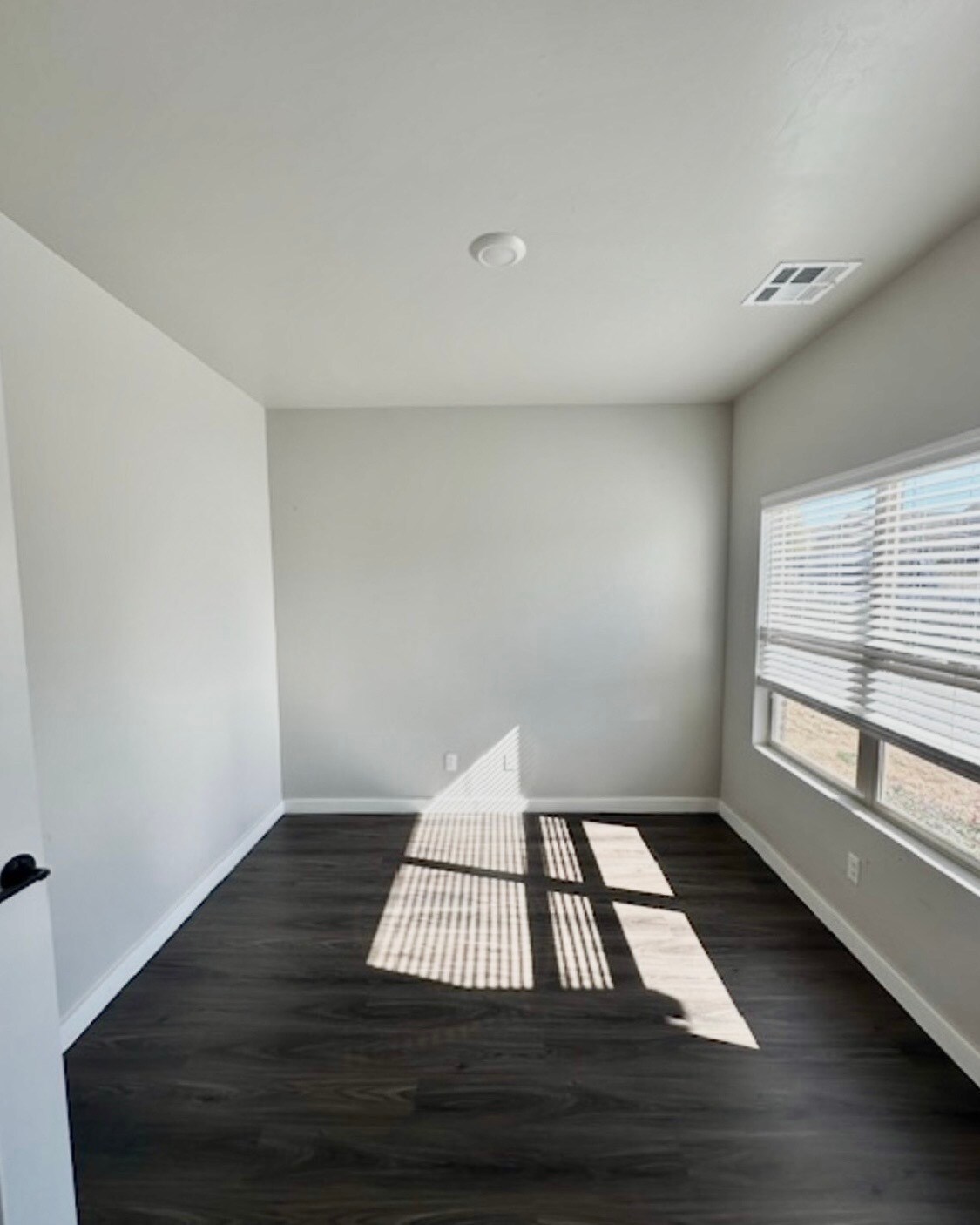 Building Photo - 533 NW 176th St