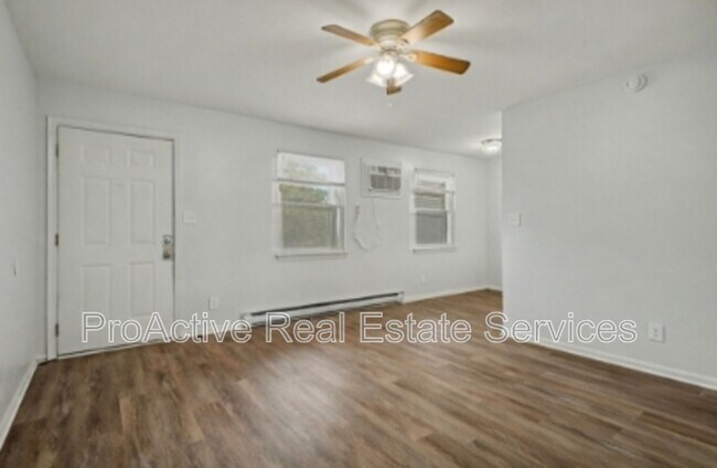 Building Photo - 3805 Pleasant Ave