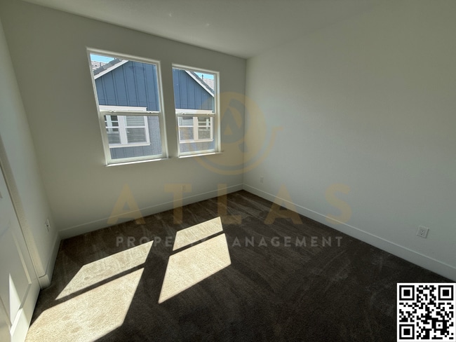 Building Photo - 495 Fortuni Ct
