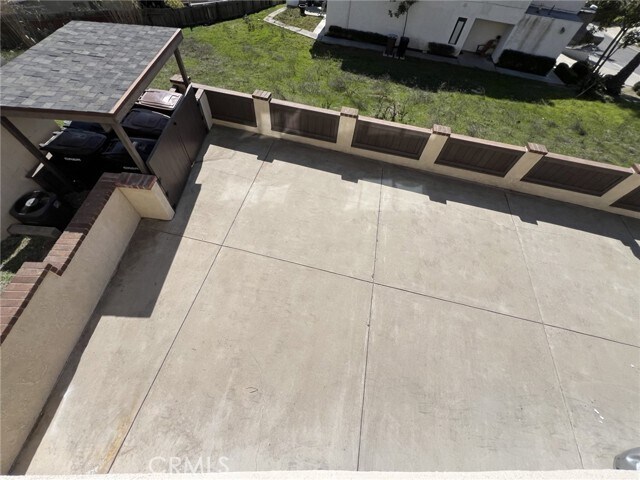 Building Photo - 25062 Alicia Dr
