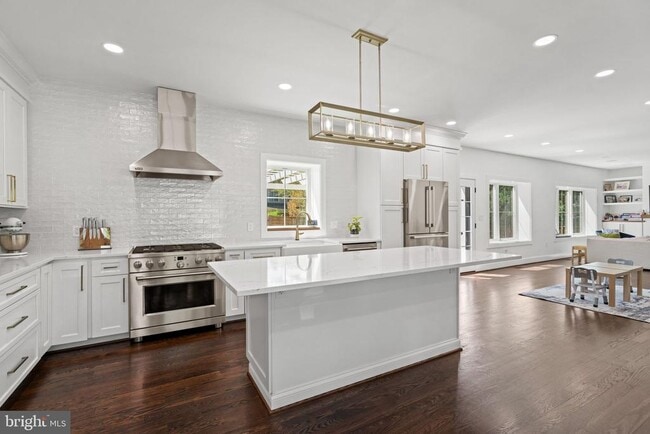 Building Photo - 6202 Massachusetts Ave