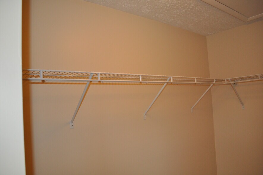 Master walk-in closet - 1019 Cottonwood Ct.