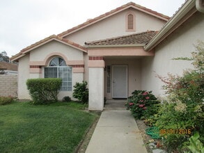 Building Photo - Single Story Rio Vista Home