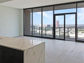 Building Photo - 2120 Olive St