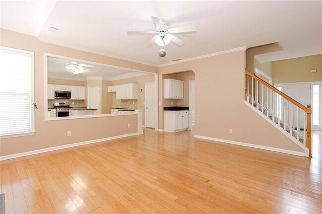 Building Photo - 3008 Donamire Ave NW