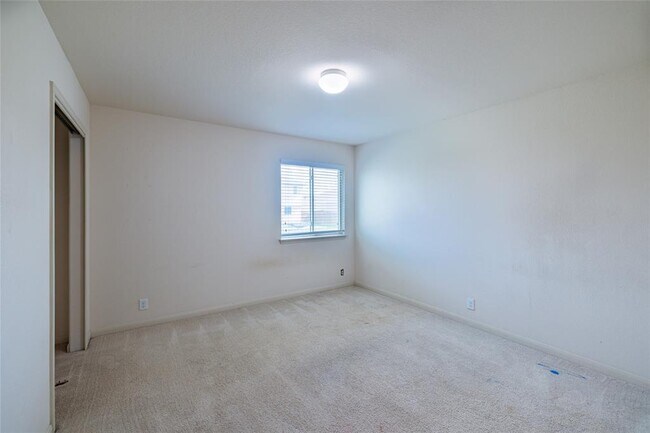 Building Photo - 1118 Plateau Trail