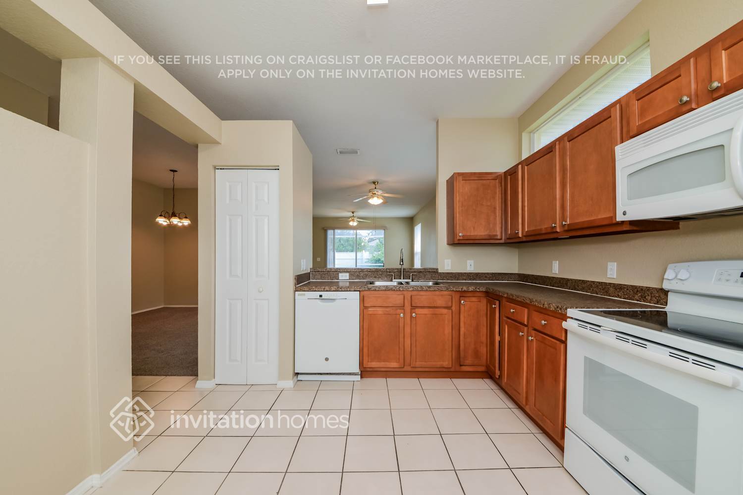 Building Photo - 12255 Hollybush Terrace