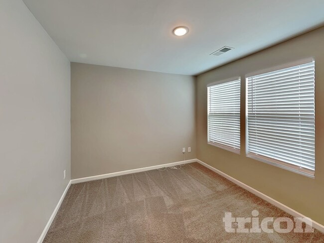 Building Photo - 234 W Turner St