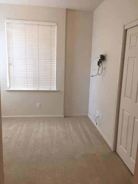 Downstairs West Room - 1495 Breezeway Ct