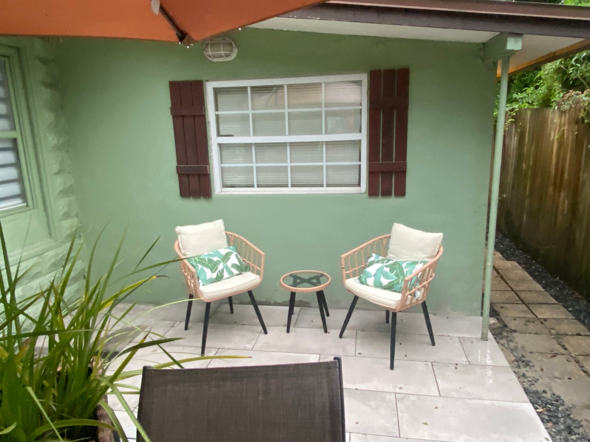 Sitting Area - 2506 Formosa Ave