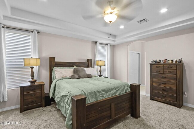 Building Photo - 629 Guy Meyers