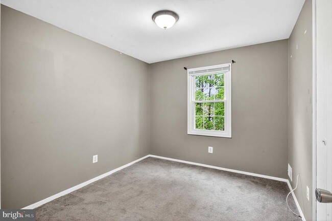 Building Photo - 16611 Geddy Ct