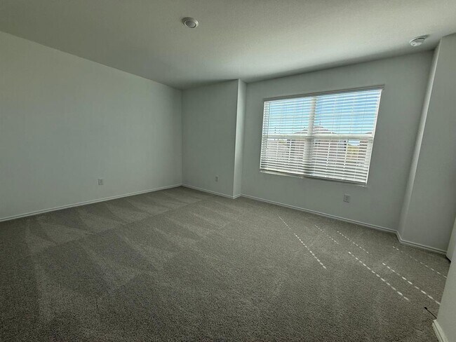 Building Photo - 962 Soapstone Pass