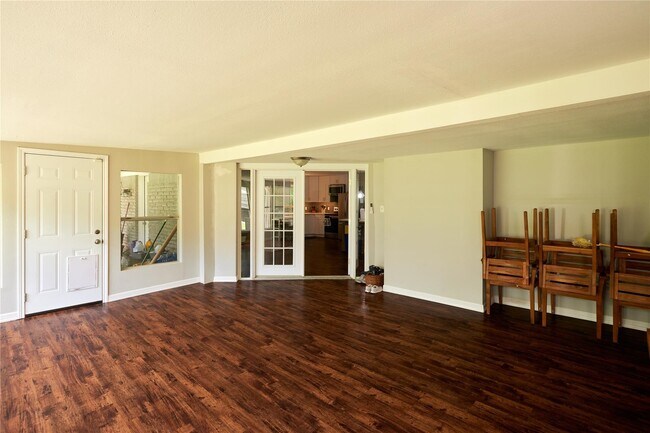 Building Photo - 5503 W Bellfort Ave