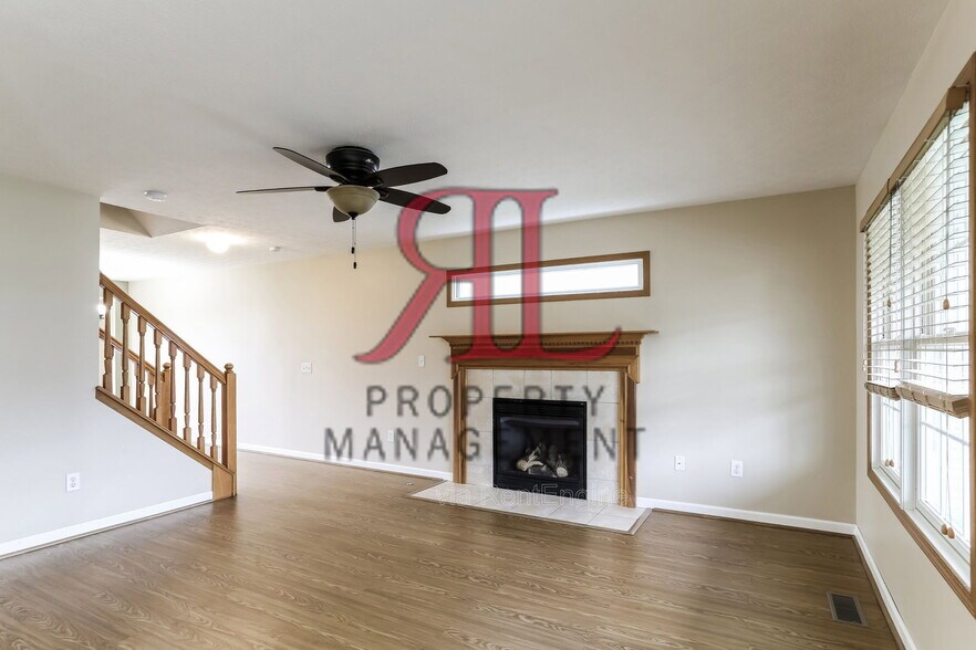 Building Photo - 8669 Brenstuhl Park Dr