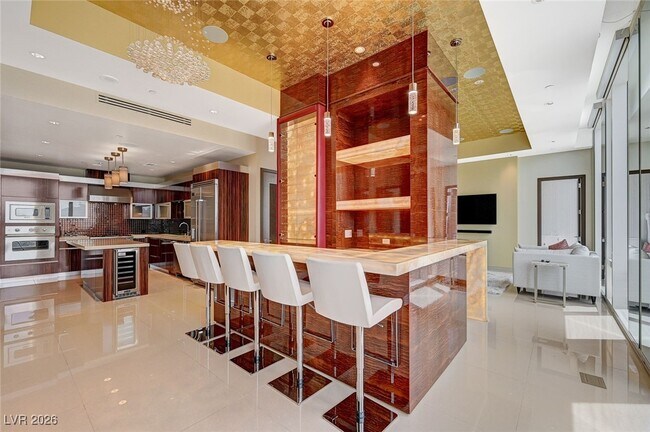 Building Photo - 3750 S Las Vegas Blvd