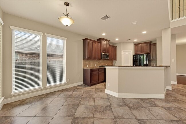 Building Photo - 16810 Whighams Pl