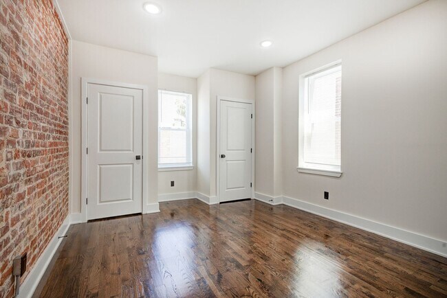 Building Photo - 5709 Baltimore Ave