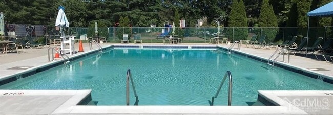 Building Photo - 479 Danbury Ln