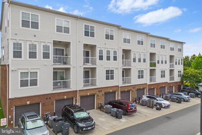 Building Photo - 43518 Stonecliff Terrace