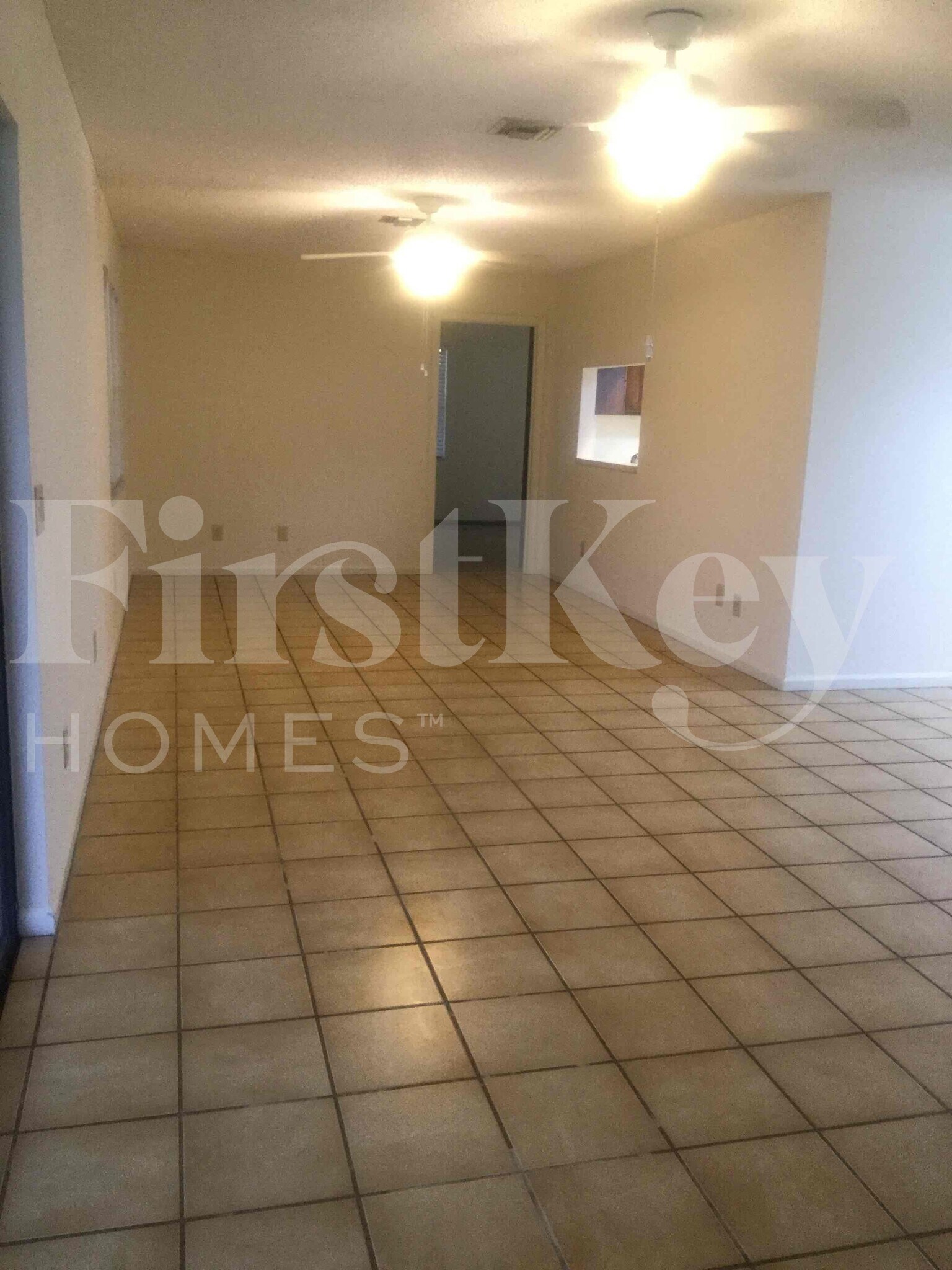 Building Photo - 132 Santander Ct
