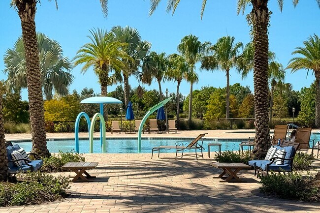 Building Photo - Stunning Country Club East Unfurnished Res...