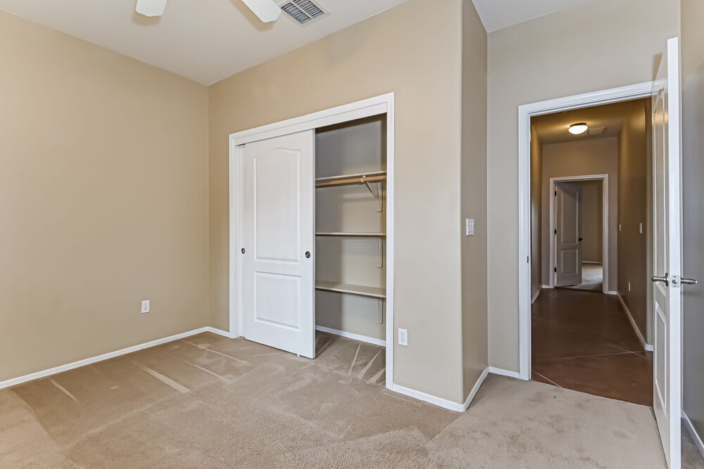 Building Photo - 7450 W Balcony Bay Dr