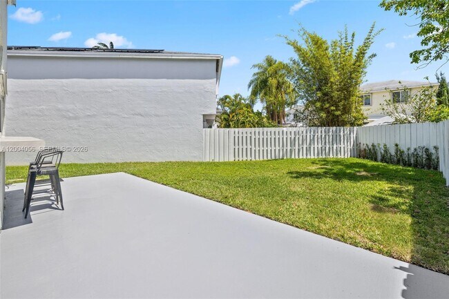 Building Photo - 9547 SW 146th Pl