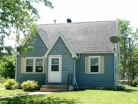Building Photo - 3 bedroom, 1 bath house