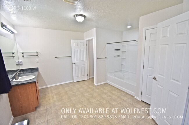 Building Photo - 1427 S 1100 W