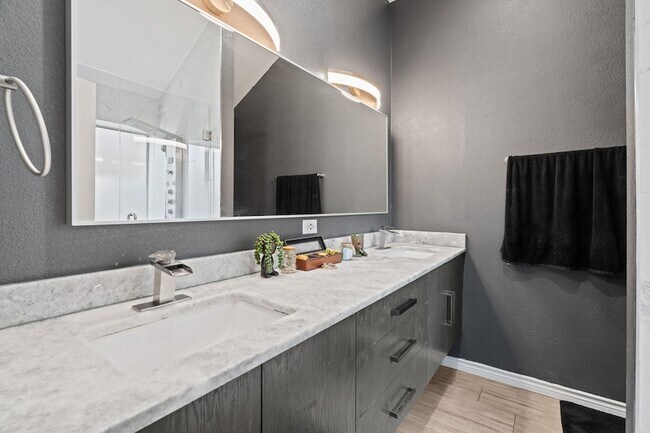 Building Photo - 8525 Mystic Trail