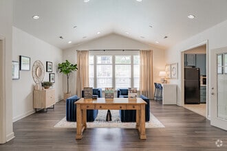 Building Photo - The Waverly