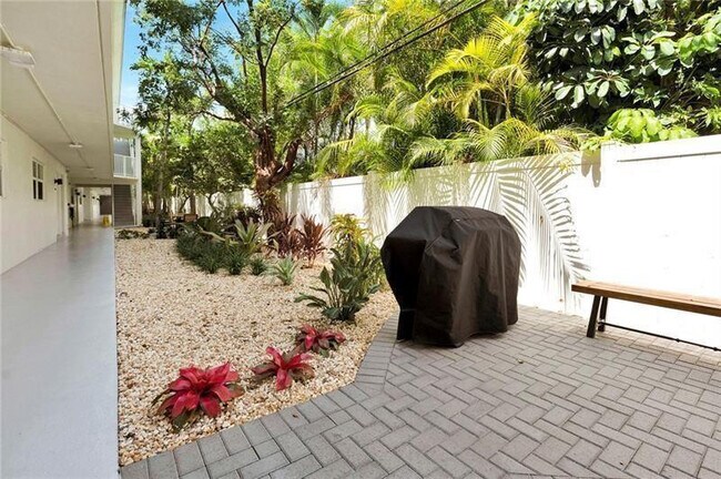 Building Photo - 1439 S Ocean Blvd