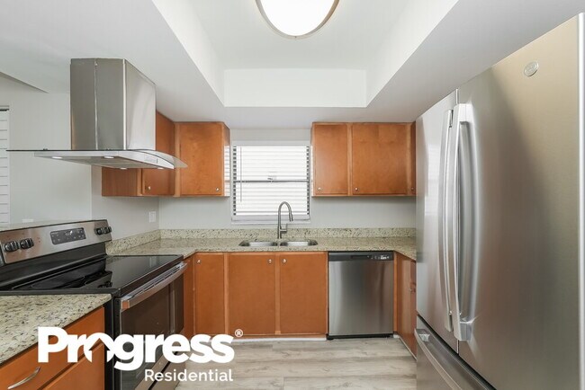 Building Photo - 16111 Gardendale Dr