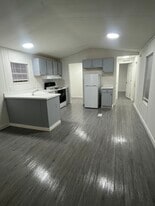 Building Photo - 193 Denzil Dr