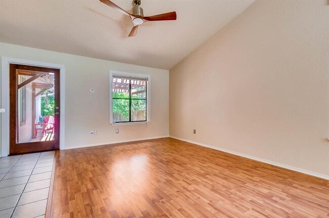 Building Photo - 4504 Velasco Pl