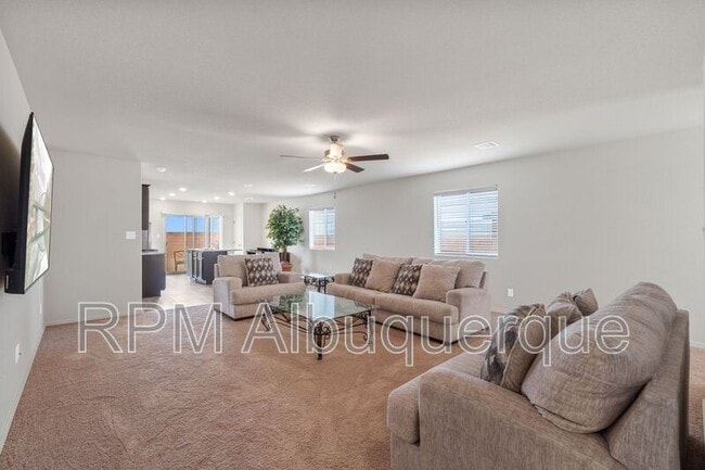 Building Photo - 3884 Hernandez St SW
