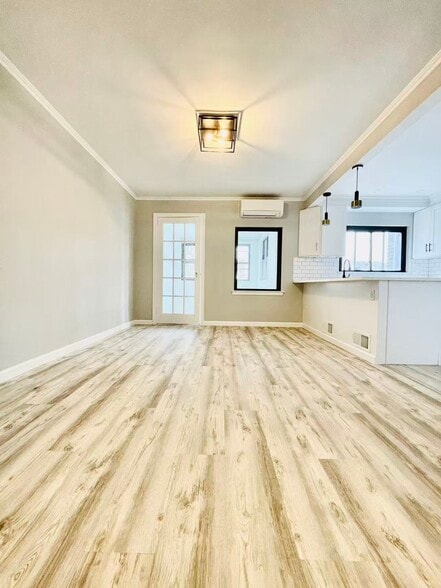 Building Photo - 10257 63rd Ave