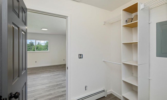 Building Photo - Incredible Mountain View home!